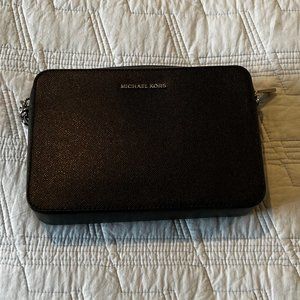 Michael Kors Leather Jet Set East West Crossbody Bag